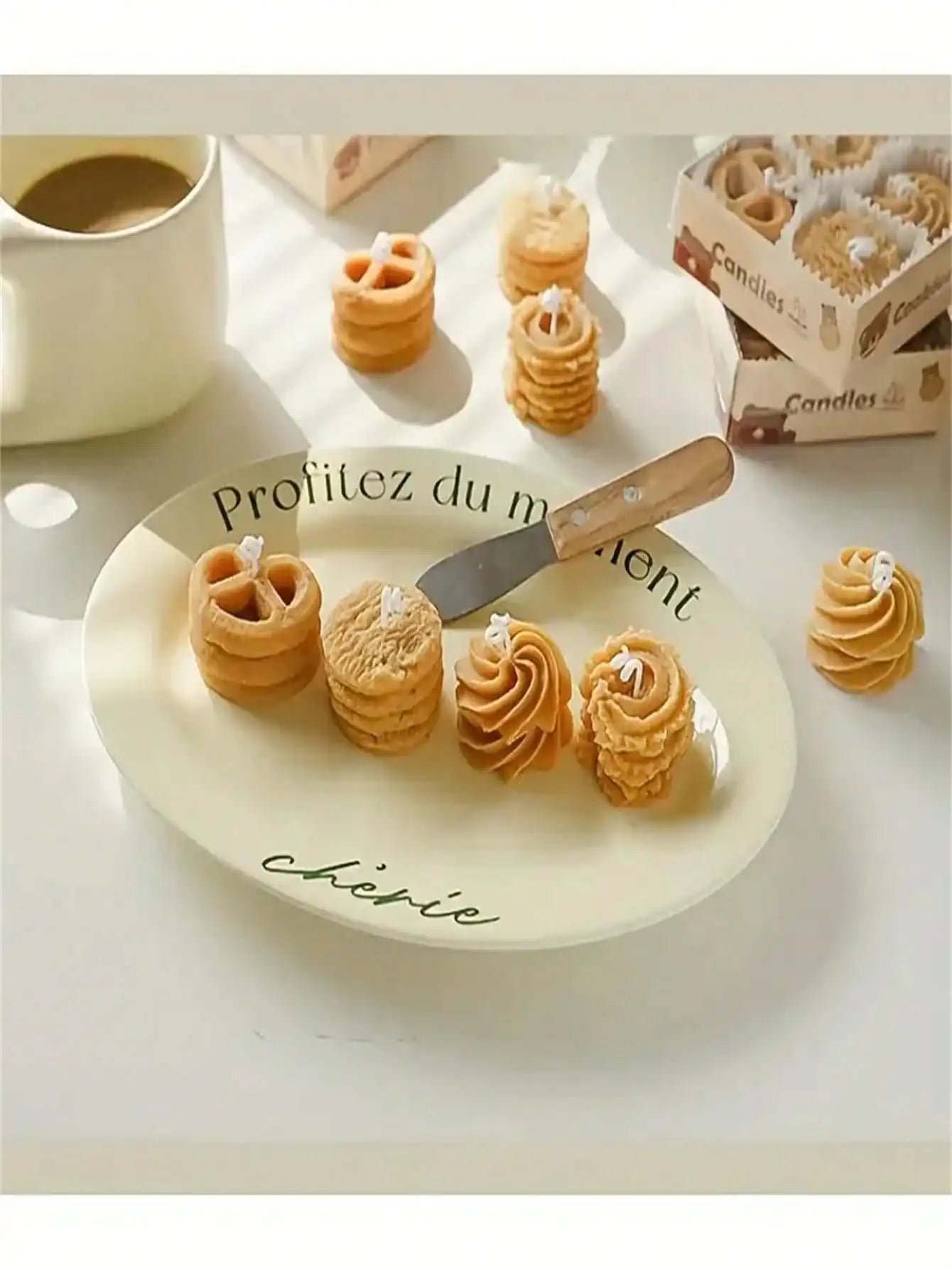 Four cookies aromatherapy candles.