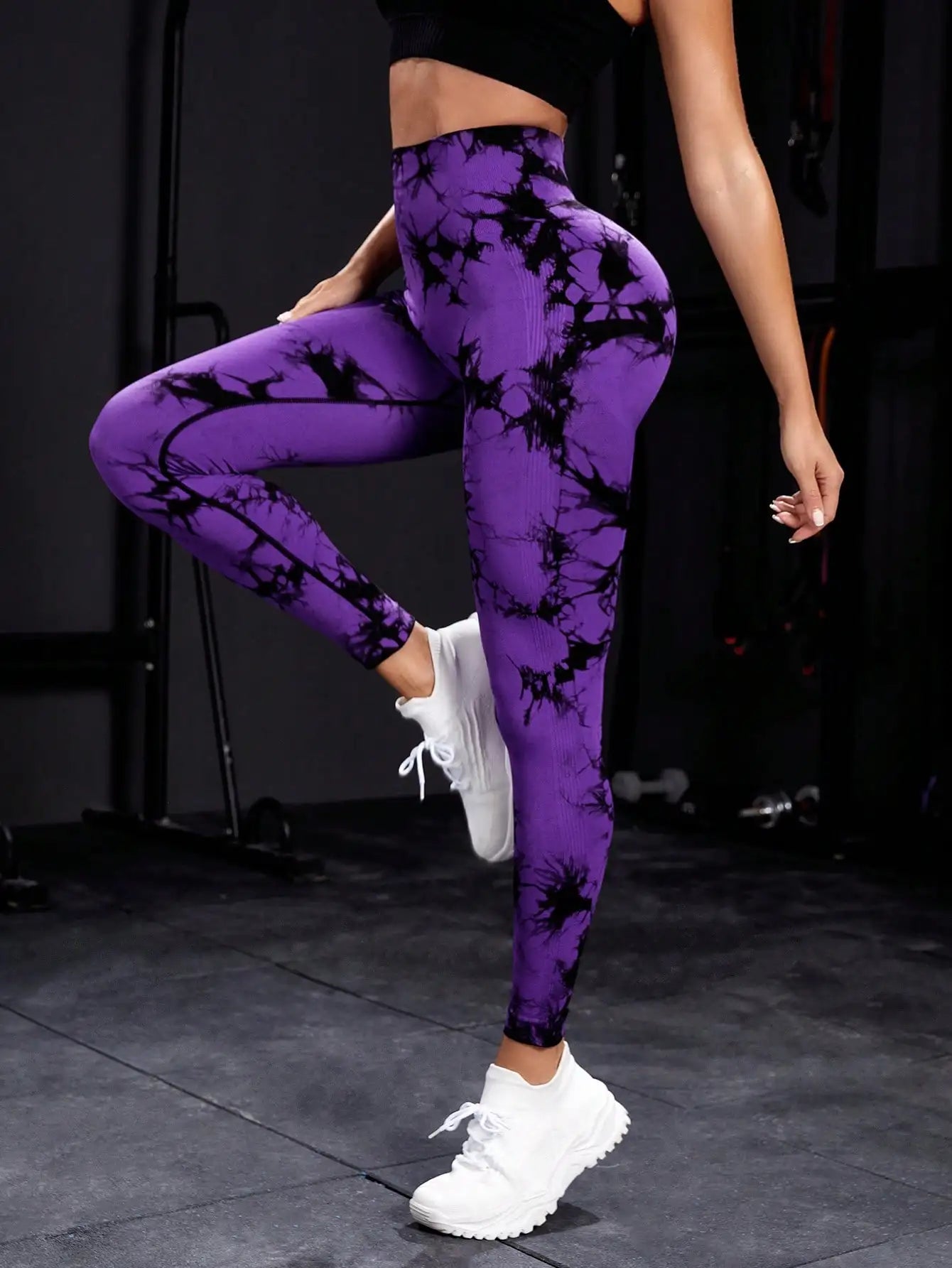 Women sport leggings.