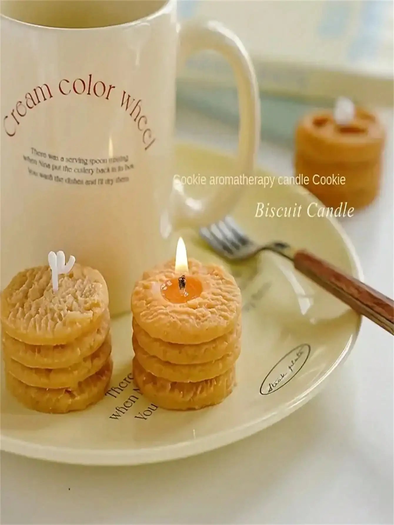 Four cookies aromatherapy candles.